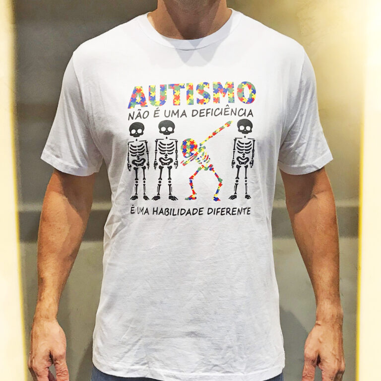 Camiseta Não É Uma Deficiência Branca Autismo Ele Vai Pra Escola 1424